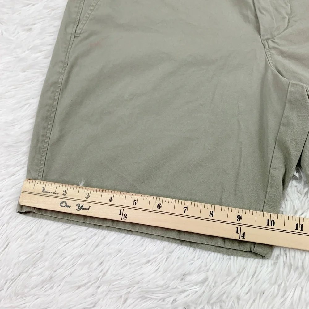 J Crew flat‎ front Reade chino shorts